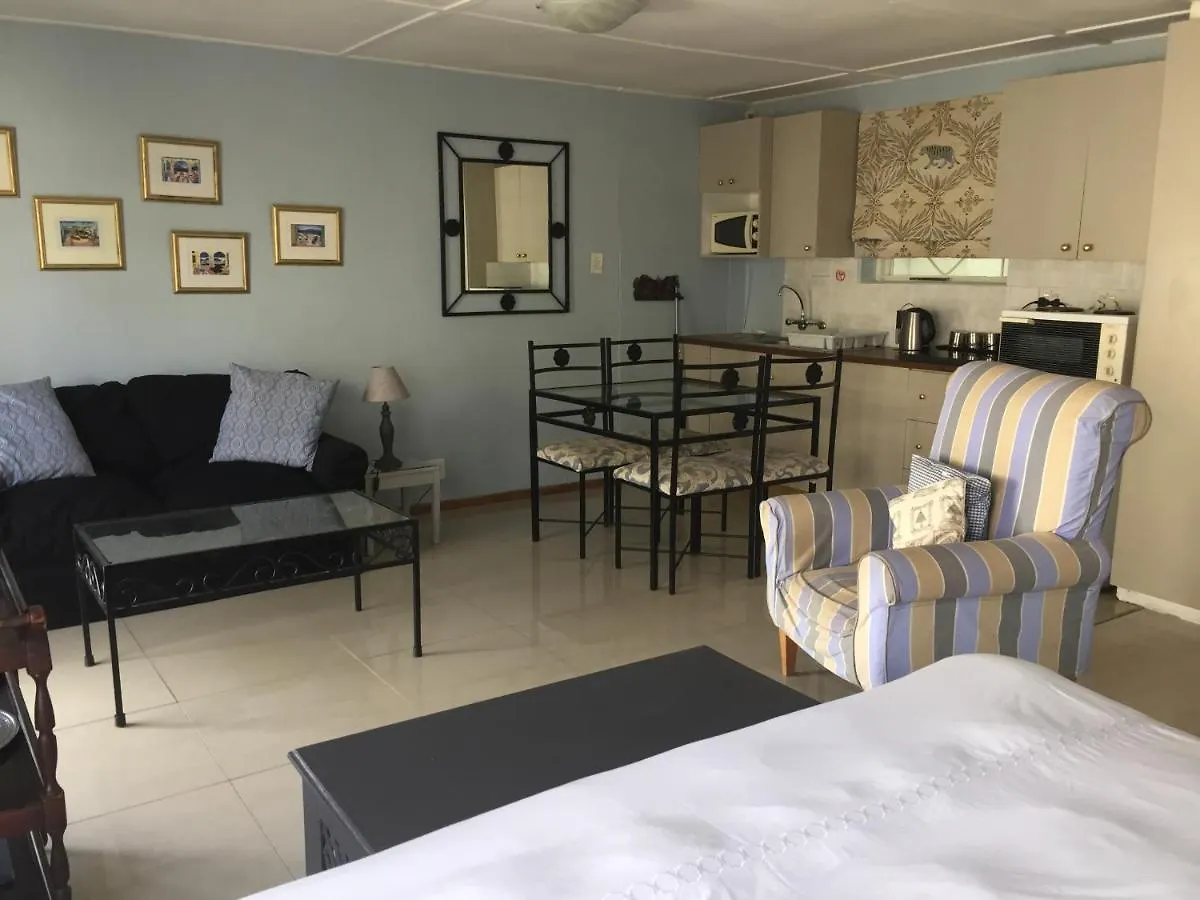 Guest house Constantia Lazy River Cape Town